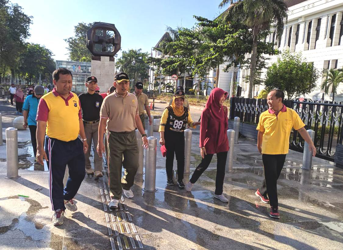 Tumbuhkan Semangat Persaudaraan, Koramil 12/GM Gelar Olahraga Bersama Forkompinka