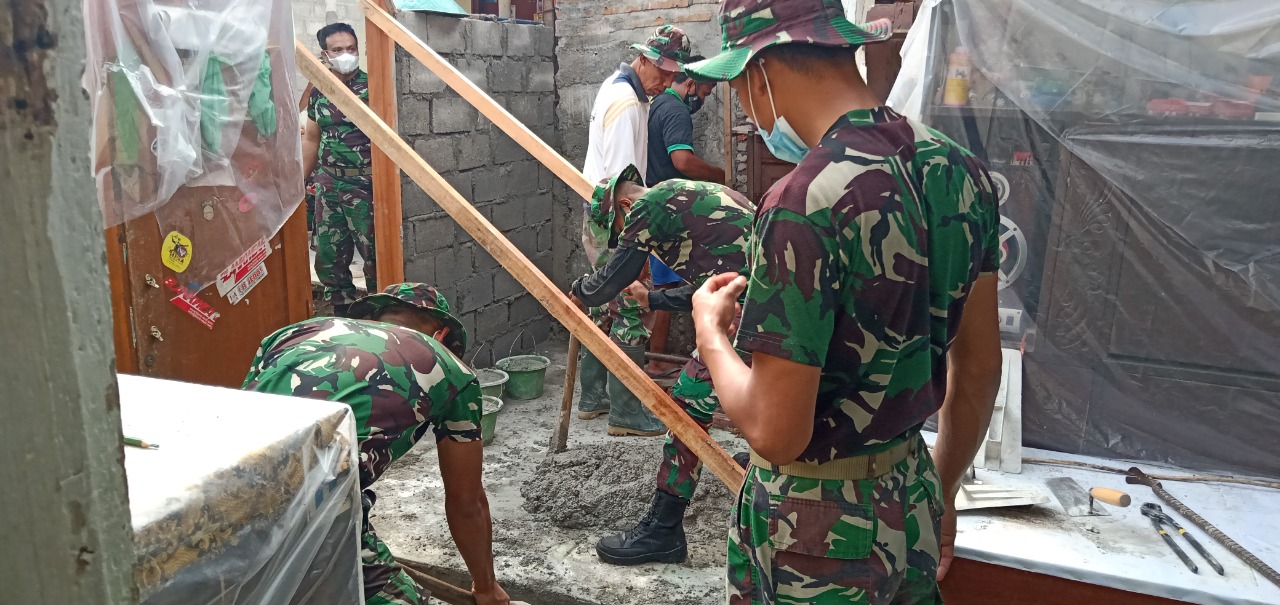 WUJUDKAN RUMAH LAYAK HUNI SATGAS TMMD REG KE 111 KODIM 0734/KOTA YOGYAKARTA BEDAH RUMAH BU SRIATUN