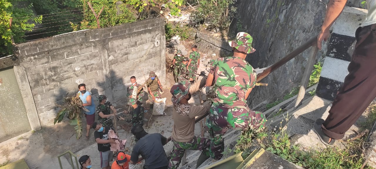 TNI BERSAMA RAKYAT BERSINERGI MEMBANGUN NEGERI DI MASA PANDEMI COVID-19