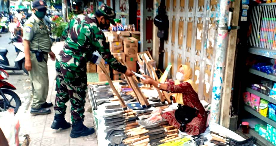 DANRAMIL 08/KOTAGEDE BERSAMA SATPOL PP GIAT PROKES DI PASAR KOTAGEDE