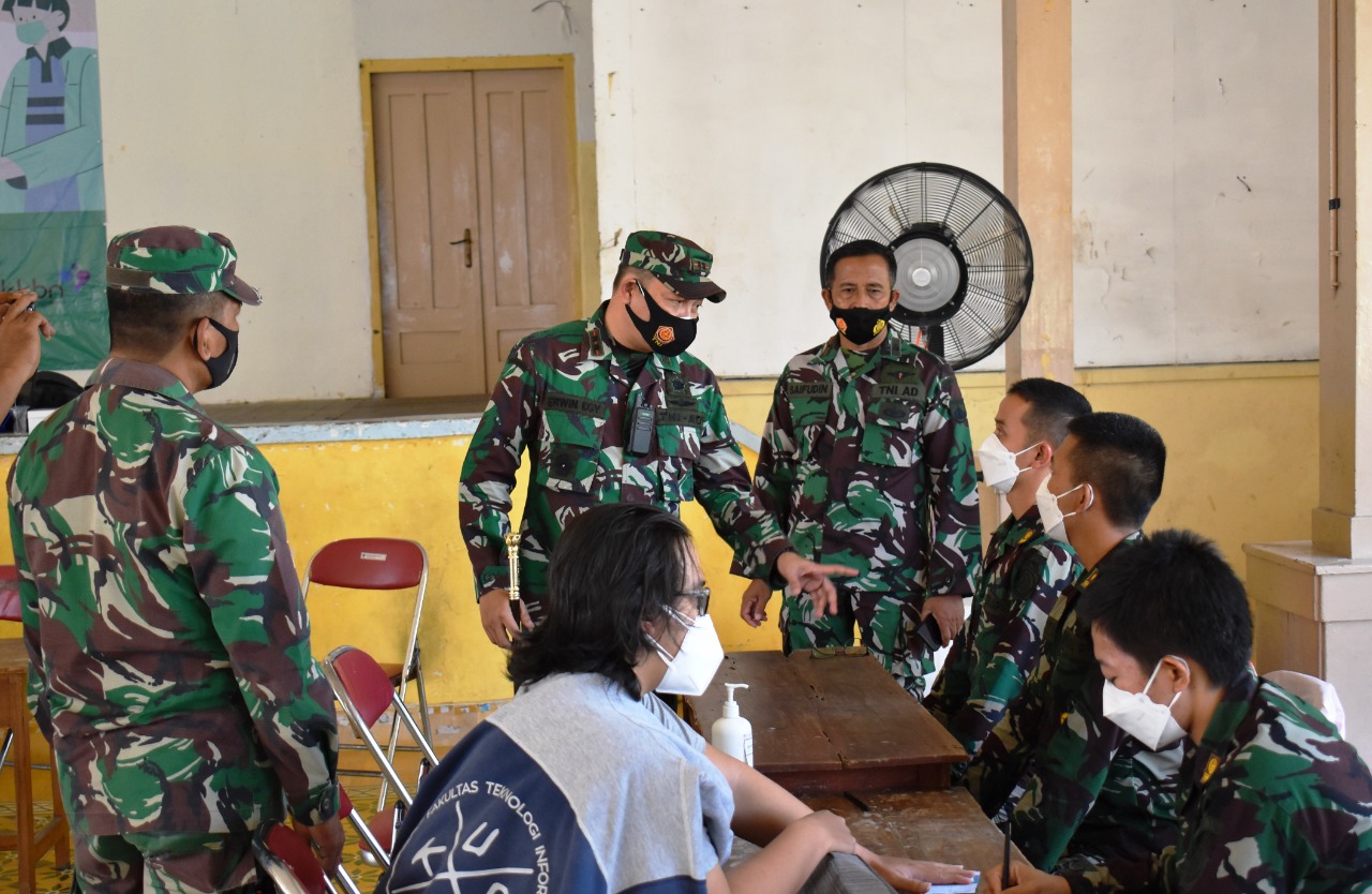 Komandan Kodim 0734/Kota Yogyakarta Kunjungi Vaksin Dosis II Sasana Hinggil