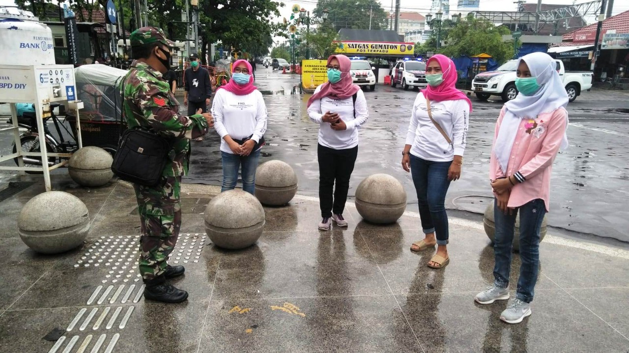 BABINSA KORAMIL 04/DANUREJAN TIDAK PERNAH BOSAN HIMBAU WARGA UNTUK MELAKSANAKAN PROTOKOL KESEHATAN 