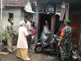 KODIM KOTA YOGYAKARTA CEGAH PENYEBARAN COVID BABINSA BERSAMA BHABINKAMTIBMAS DAN TIM