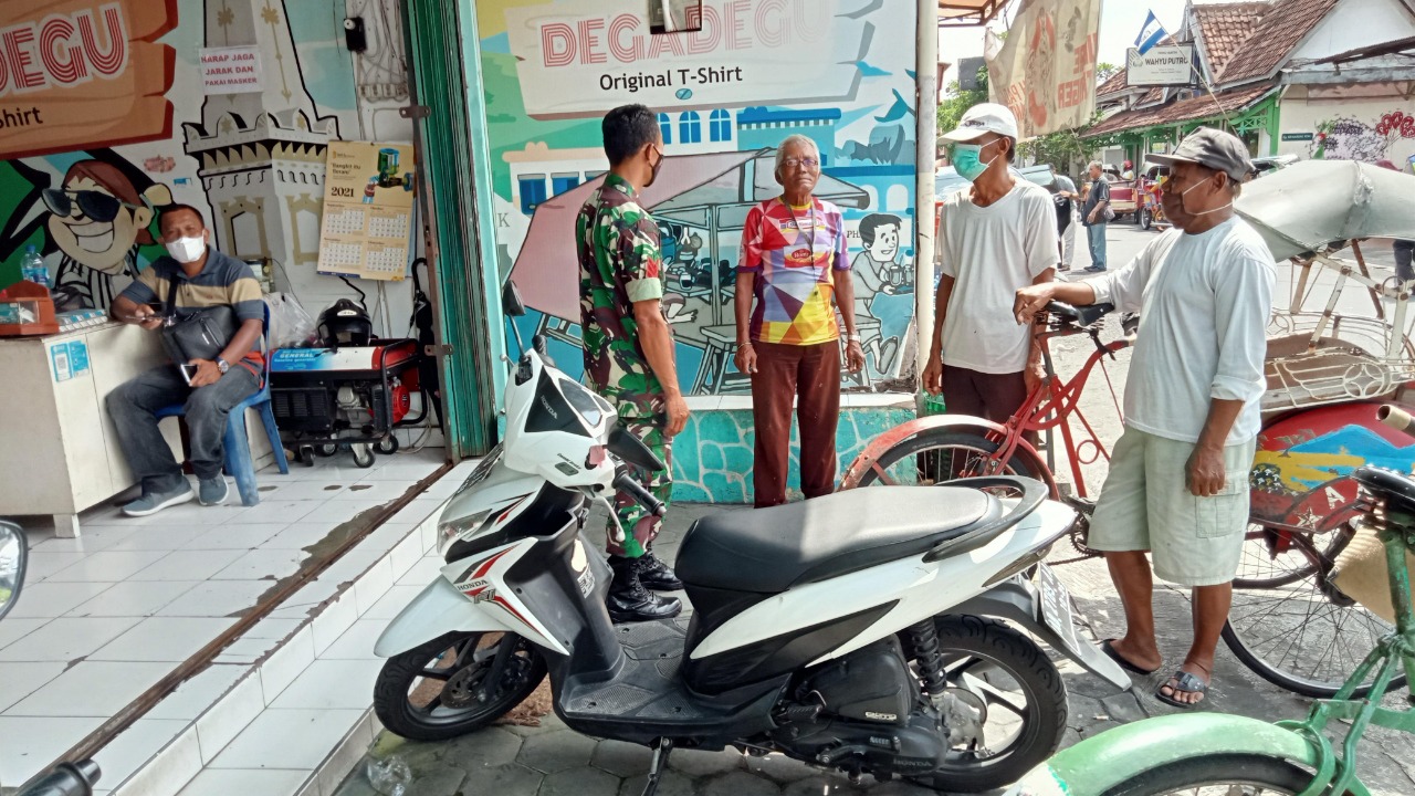 BABINSA AKTIFKAN MONITORING WILAYAH KEMANTREN KRATON MENJELANG NATARU 