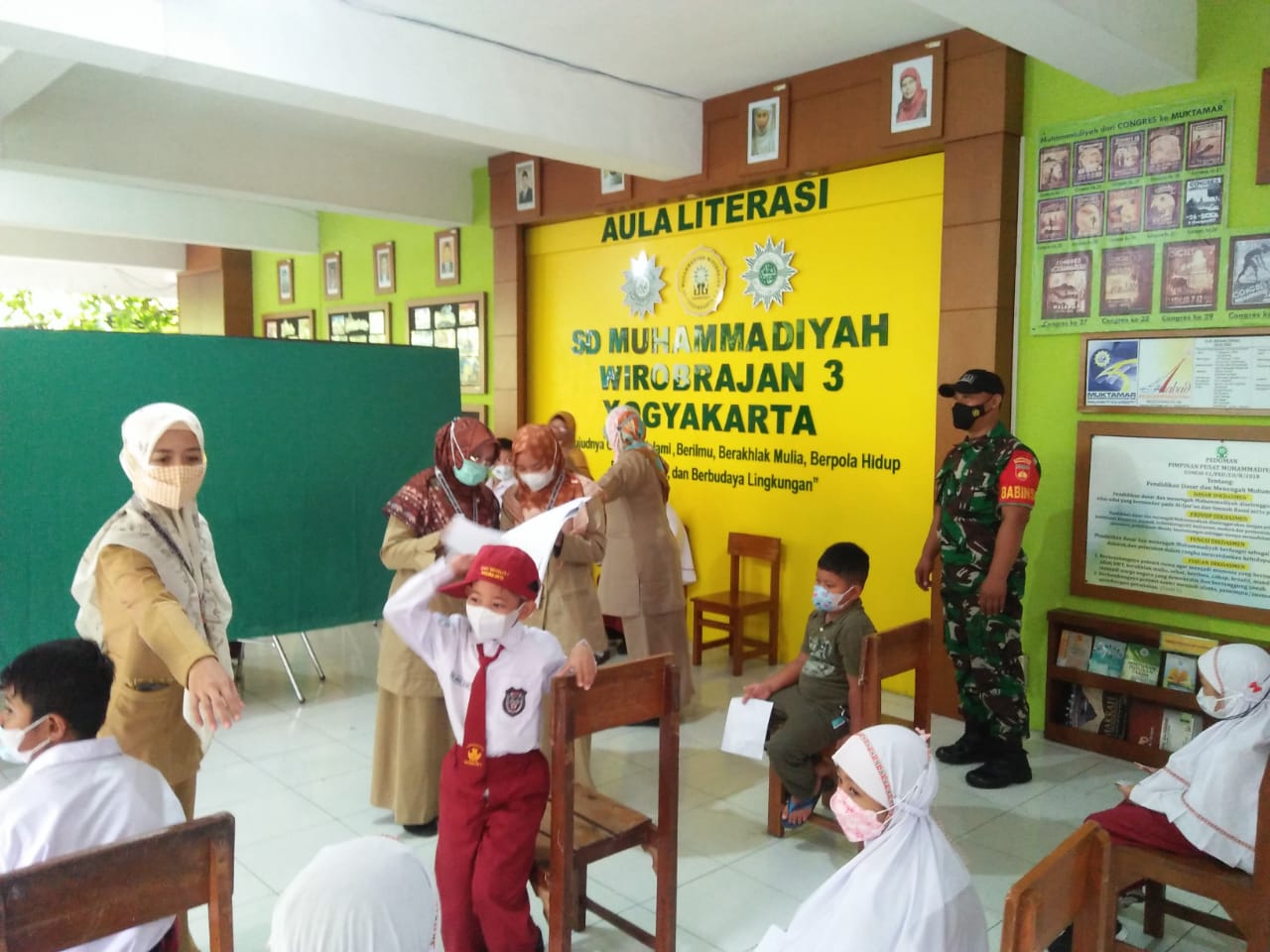 VAKSINASI TAHAP 2 SD MUHAMMADIYAH 3 WIROBRAJAN MULAI DIGELAR