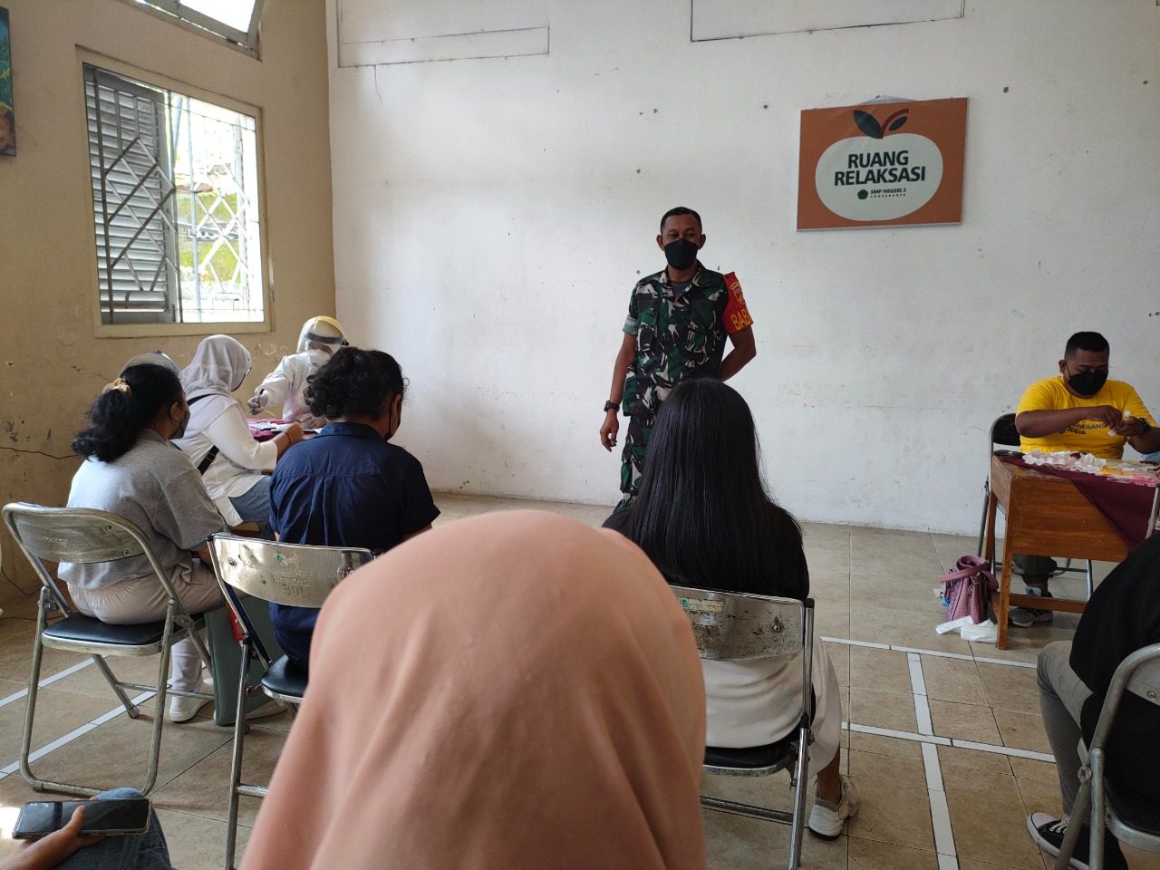 SERDA AKBARUDIN PENYEMANGAT DAN MOTIVATOR PARA PELAJAR KEMANTREN GEDONGTENGEN