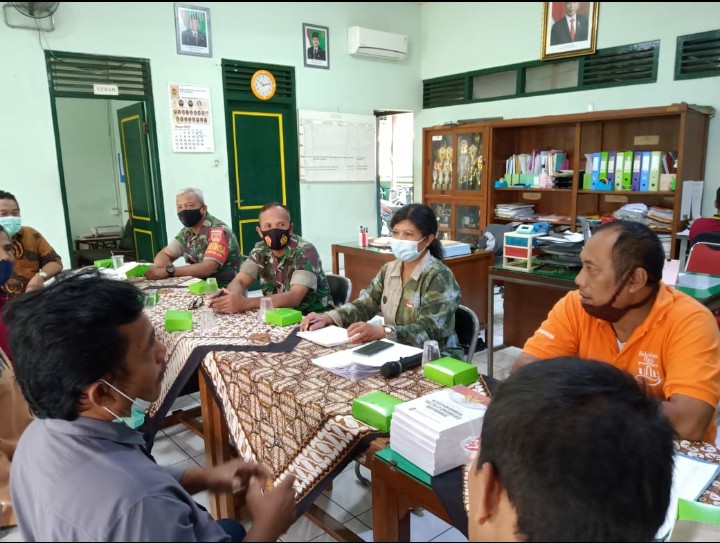 Danramil Ngampilan Hadiri Rapat Koordinasi Kampung Pancasila 