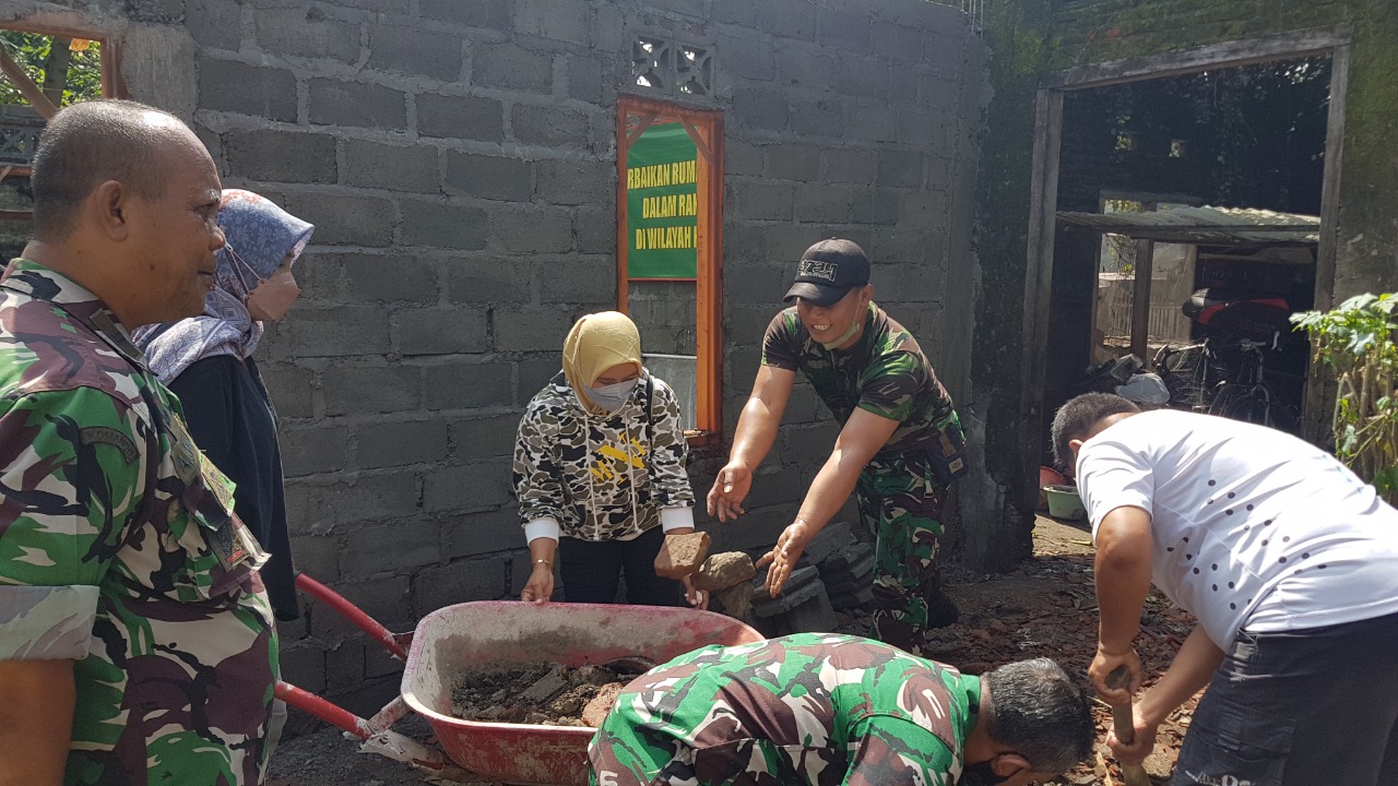 Lurah Kelurahan Wirobrajan, Tinjau Karya Bhakti Pembangunan RTLH Program Babinsa Masuk Dapur 